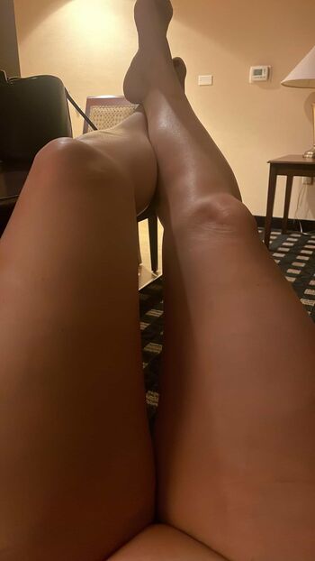 Hot Wife Alicia