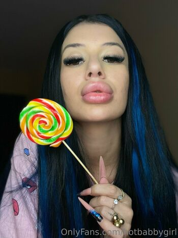 hotbabbygirl