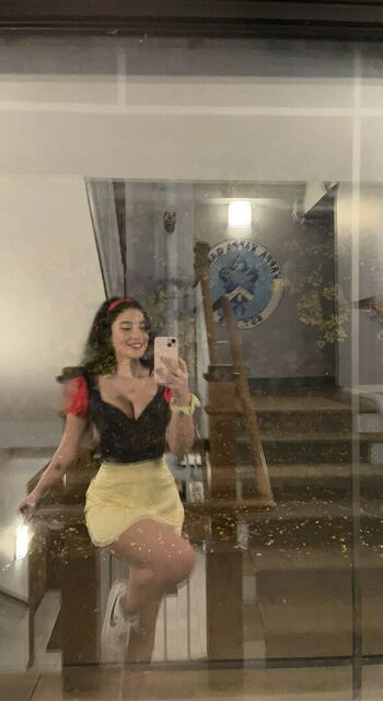Hotblockchain / Emily Cocea / cryptobaddie1