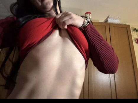 Hotblockchain / Emily Cocea / cryptobaddie1