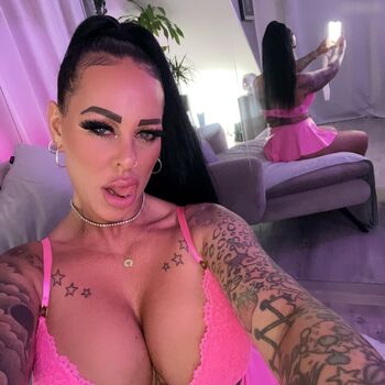Hotmilfbitch