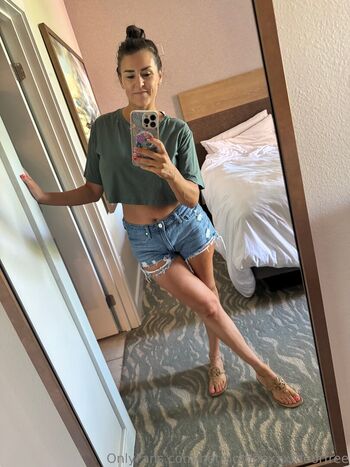 hotmomnexxxtdoorfree