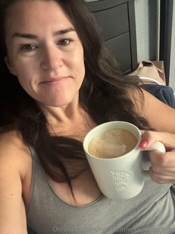 hotmomnexxxtdoorfree