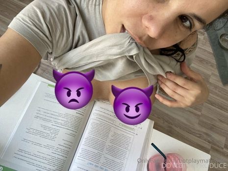 hotplaymatewife
