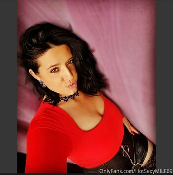 hotsexymommy69