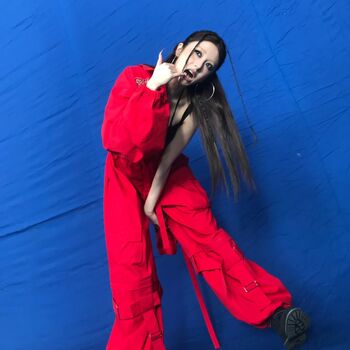 Huh Yunjin 허윤진