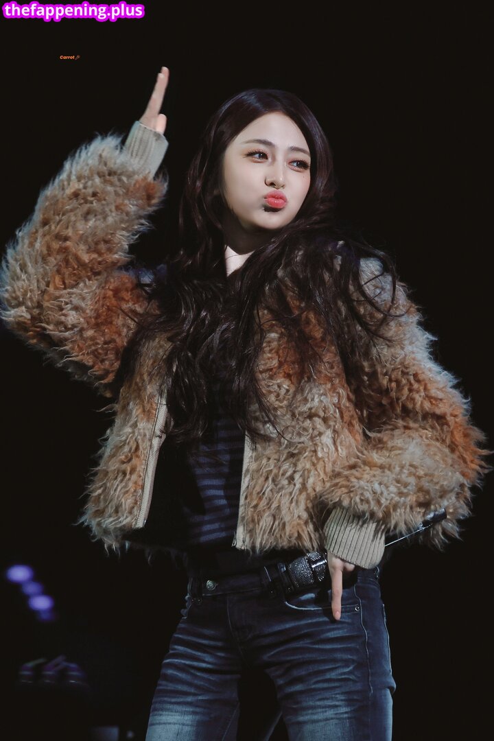 Huh Yunjin 허윤진