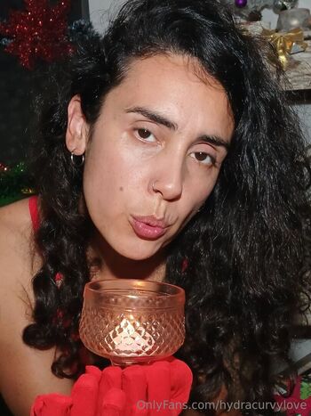 hydracurvylove