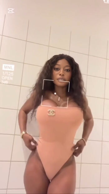 i_heart_whitney