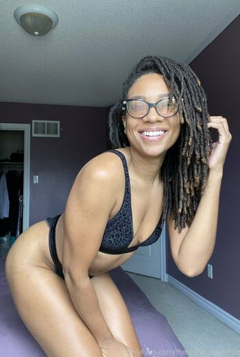 iamkirakadence