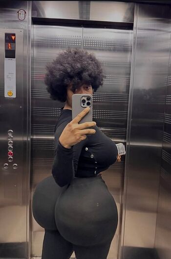 Ifunaya_thompsonss