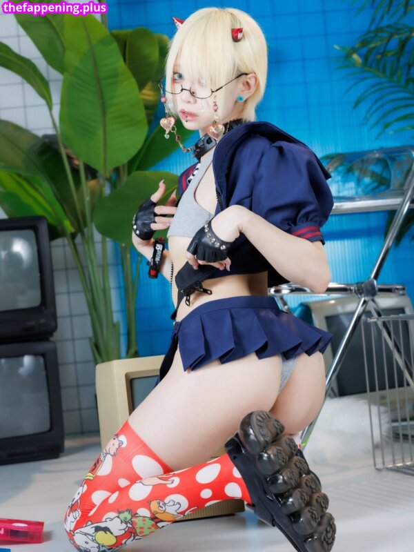 Iiniku Ushijima / prdtrt_shop Foto OnlyFans Desnuda #31