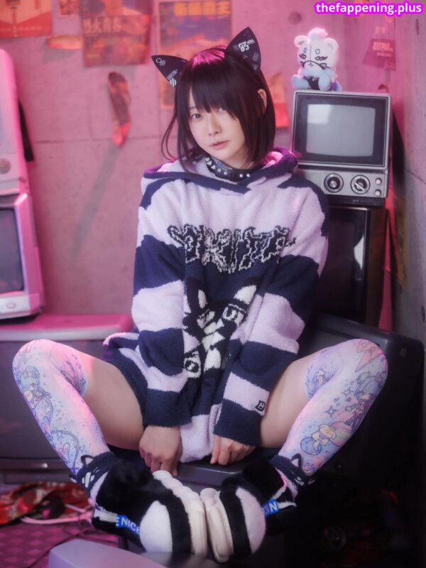 Iiniku Ushijima / prdtrt_shop Foto OnlyFans Desnuda #50