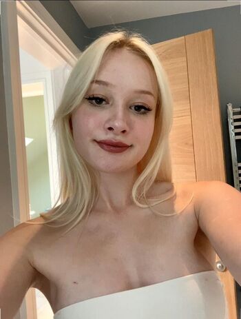 Illustrious_Bed_5811