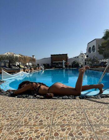 im.stripperella