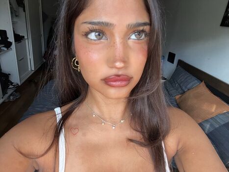 imanimalikaa