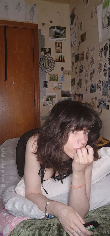 imprettydeadgirl
