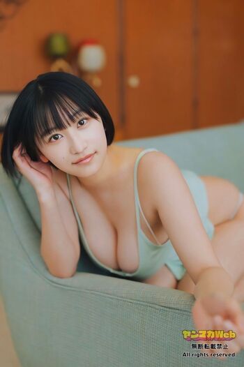 Ina Enohara 榎原依那