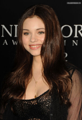 India Eisley