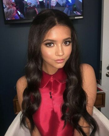 Isabela Merced