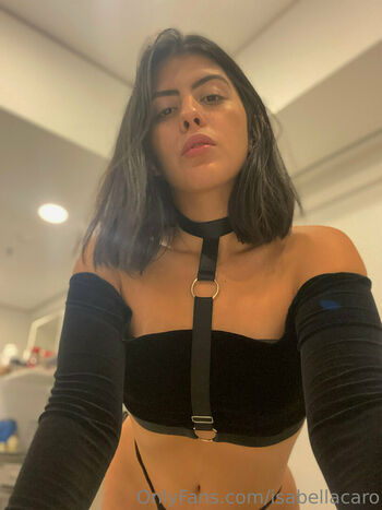 isabellacaro
