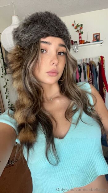 isabellaroy