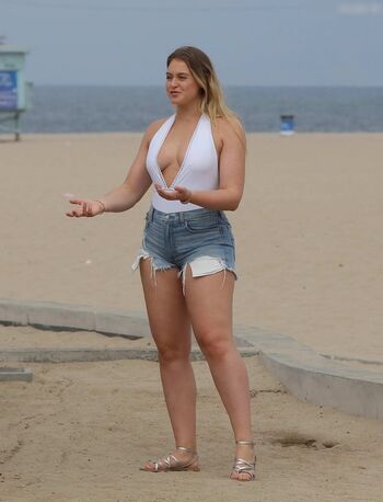 Iskra Lawrence