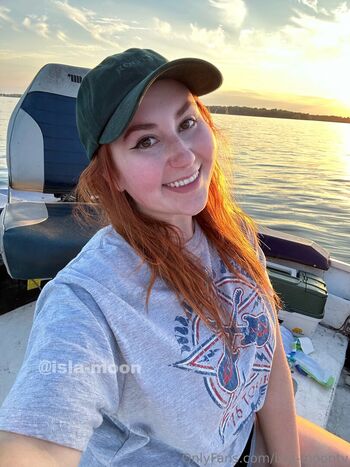 isla-moontv