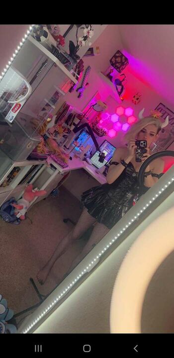 its_peachybunnn