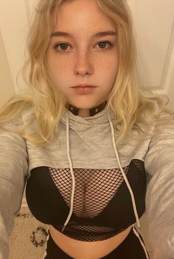ItsBumbleBea