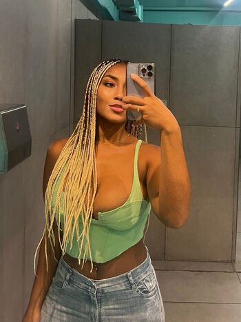 itslailaxo