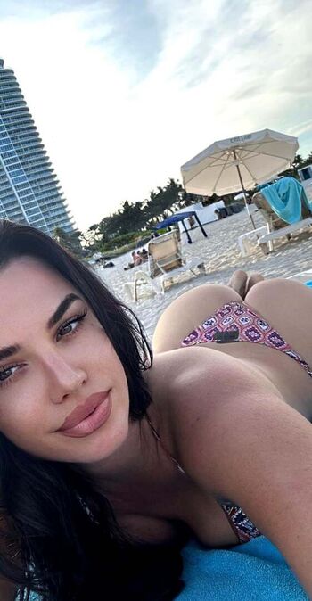 Ivana Knoll