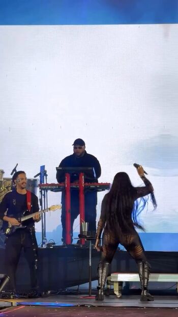 Iza Cantora