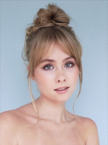 Izaandelle Iza And Elle