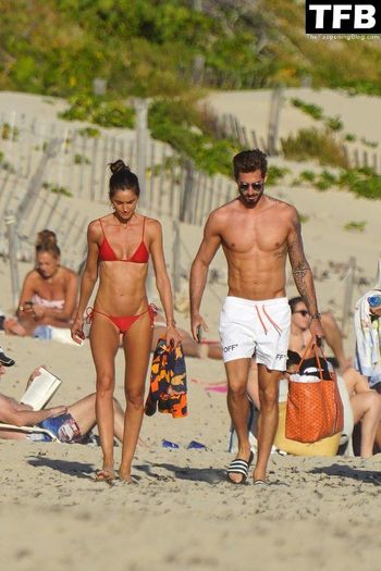 Izabel Goulart