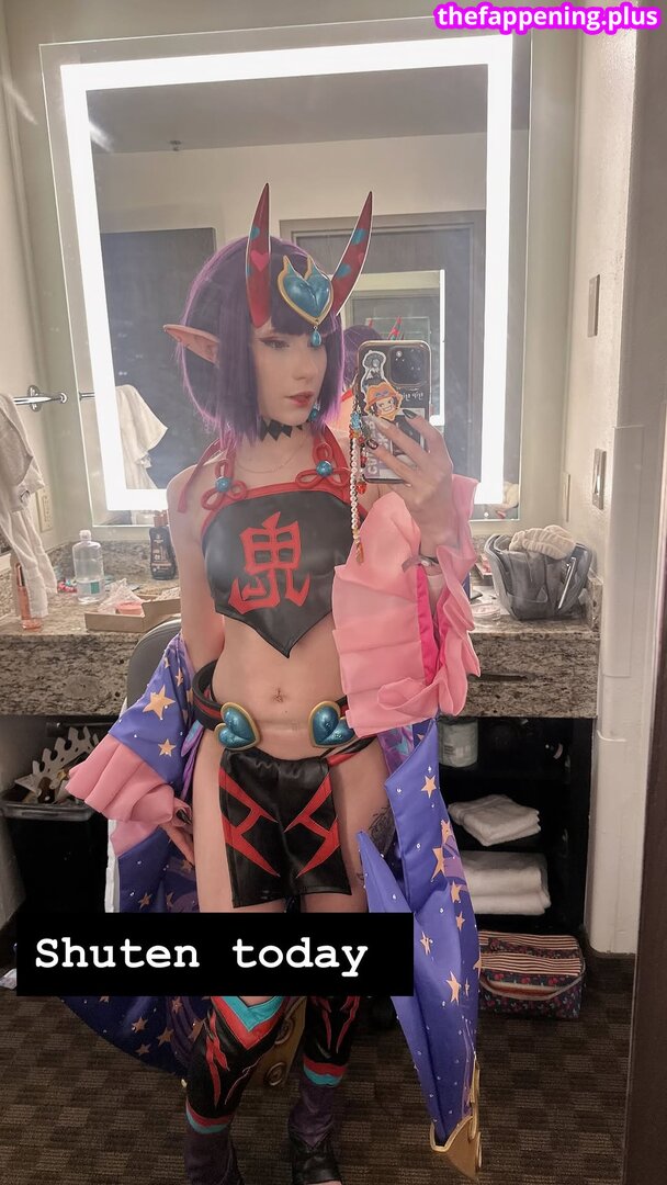 _izzy_1014_cosplay_