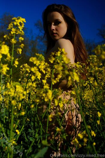 Izzy.Inked