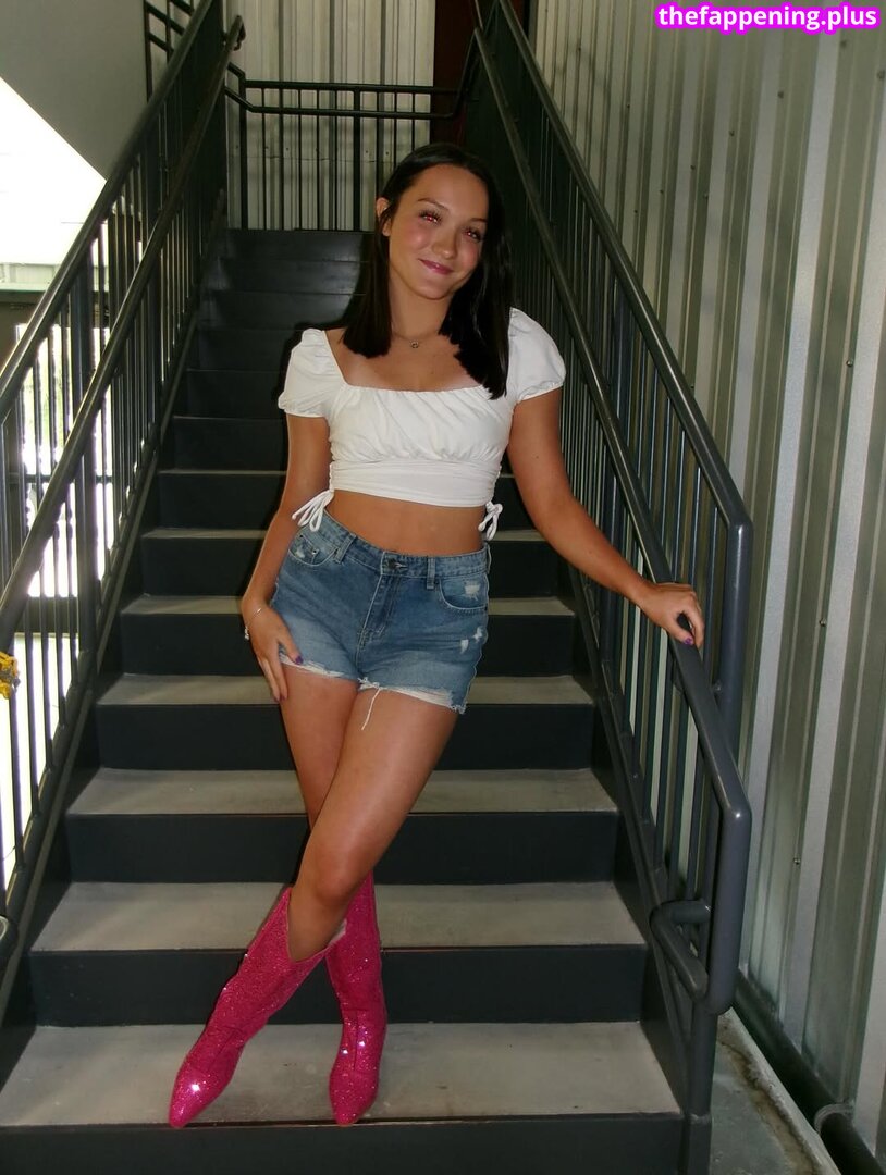 Izzy Moreno