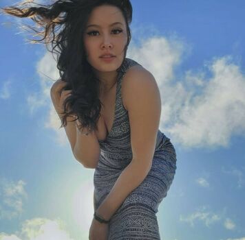 jackiee_elana_chan