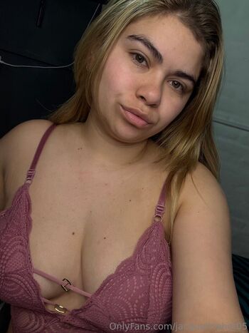 jacquelinehot05