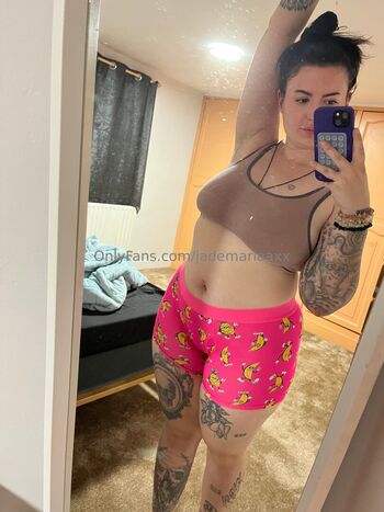 jademariaaxx