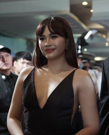 Janella Salvador