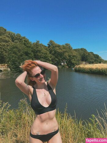 Janet Devlin