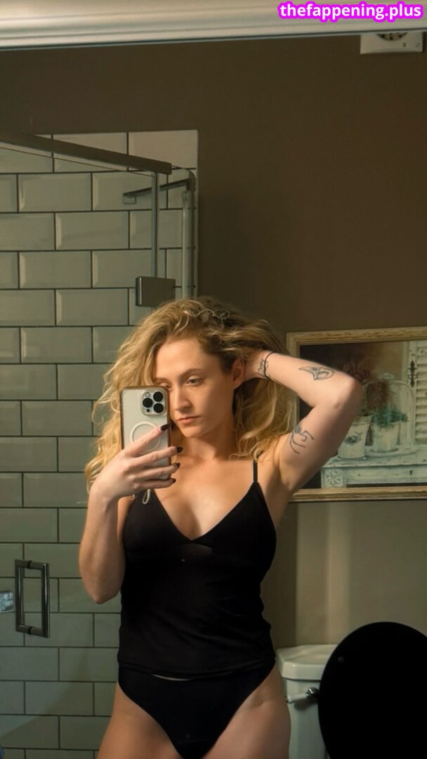 Janet Devlin