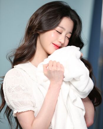 Jang Won-young