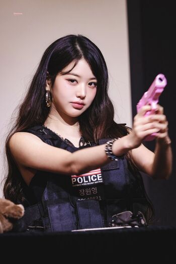 Jang Won-young