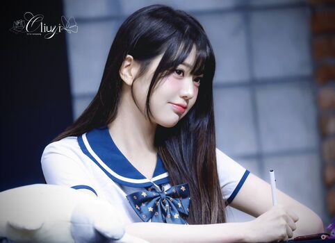 Jang Won-young