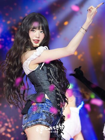 Jang Won-young