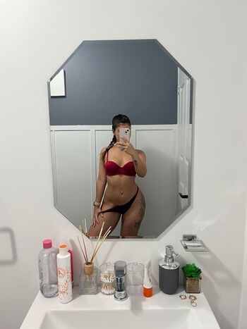 janiquekinnear