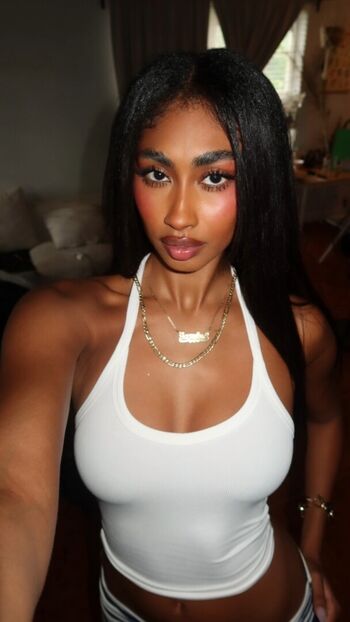 Jasmine Chola